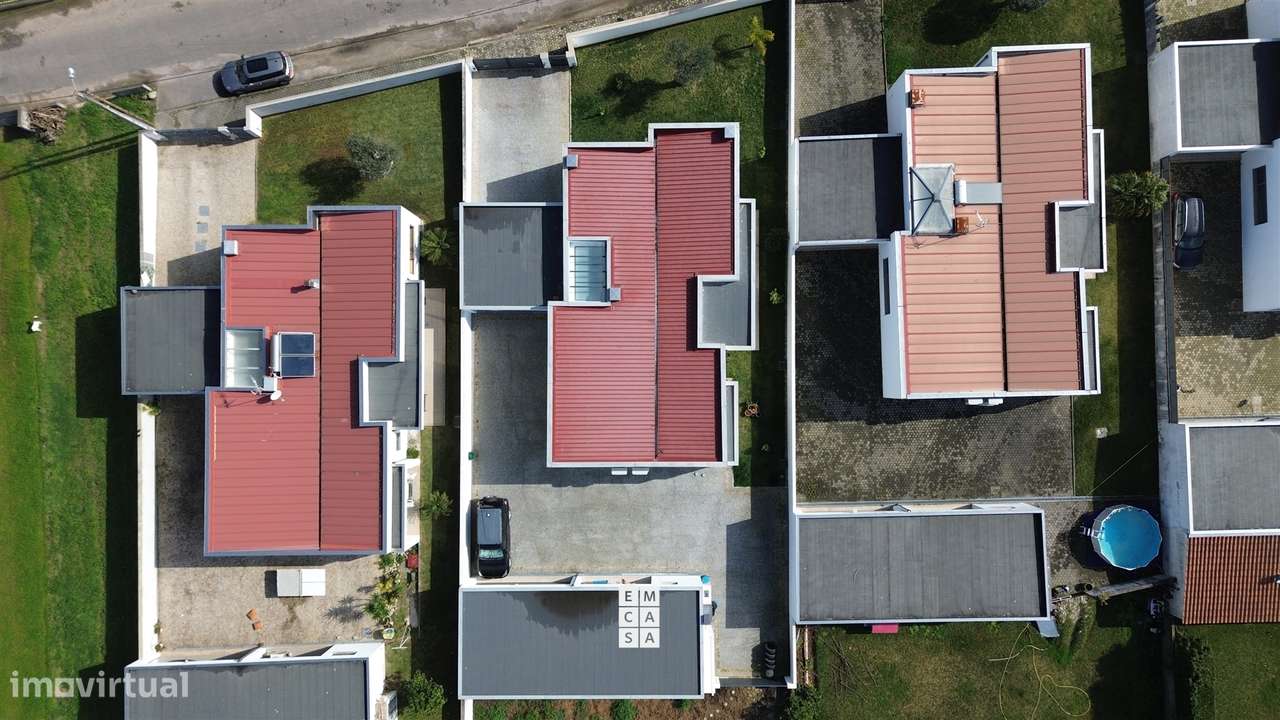 Moradia Isolada T3 Venda em Loureiro,Oliveira de Azeméis - Grande imagem: 5/27