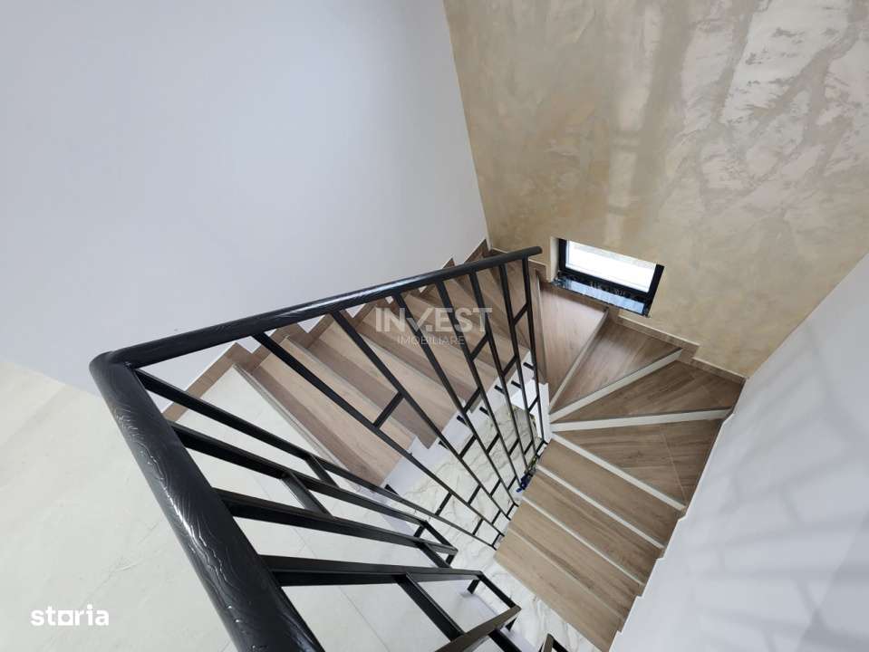 CASA 4 CAMERE, 2 BAI, 440 MP TEREN, MIROSLAVA - Imagine principală: 4/19