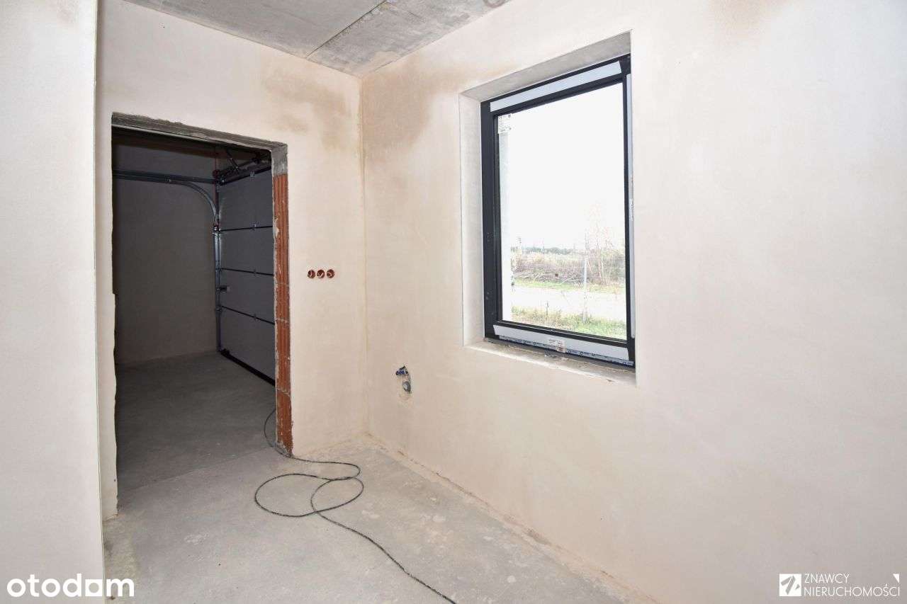 Parterowy z garażem, 4 pok. + strych, duża działka-8