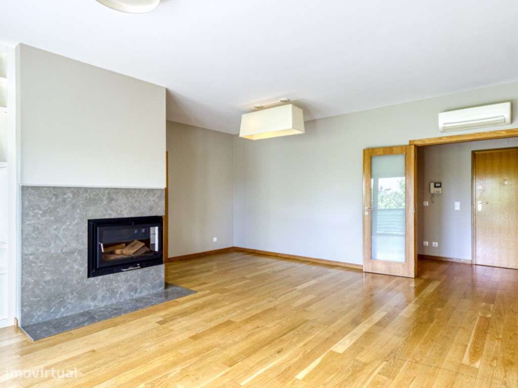 T3 com Box 2 carros e grande varanda - Colinas do Cruzeiro, Odivelas-2