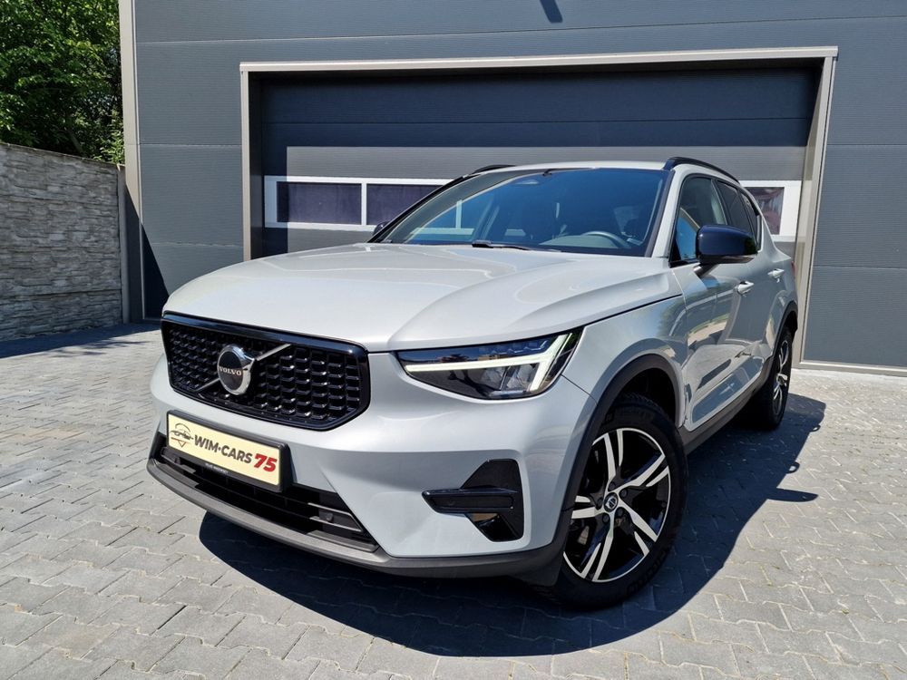 Volvo XC40 2023