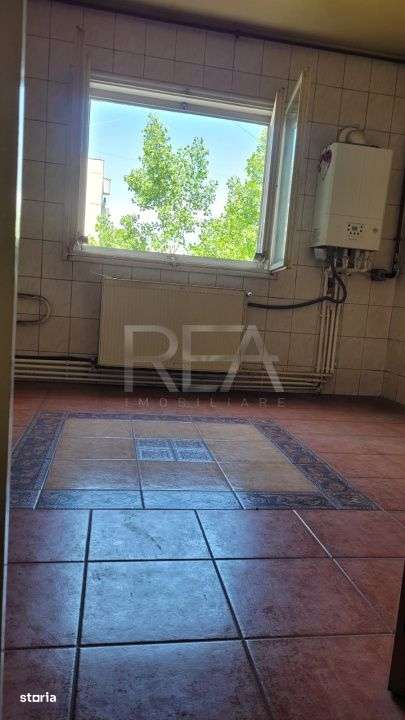 3 Camere Sebastian Elev Niculae Popovici - Imagine principală: 4/14