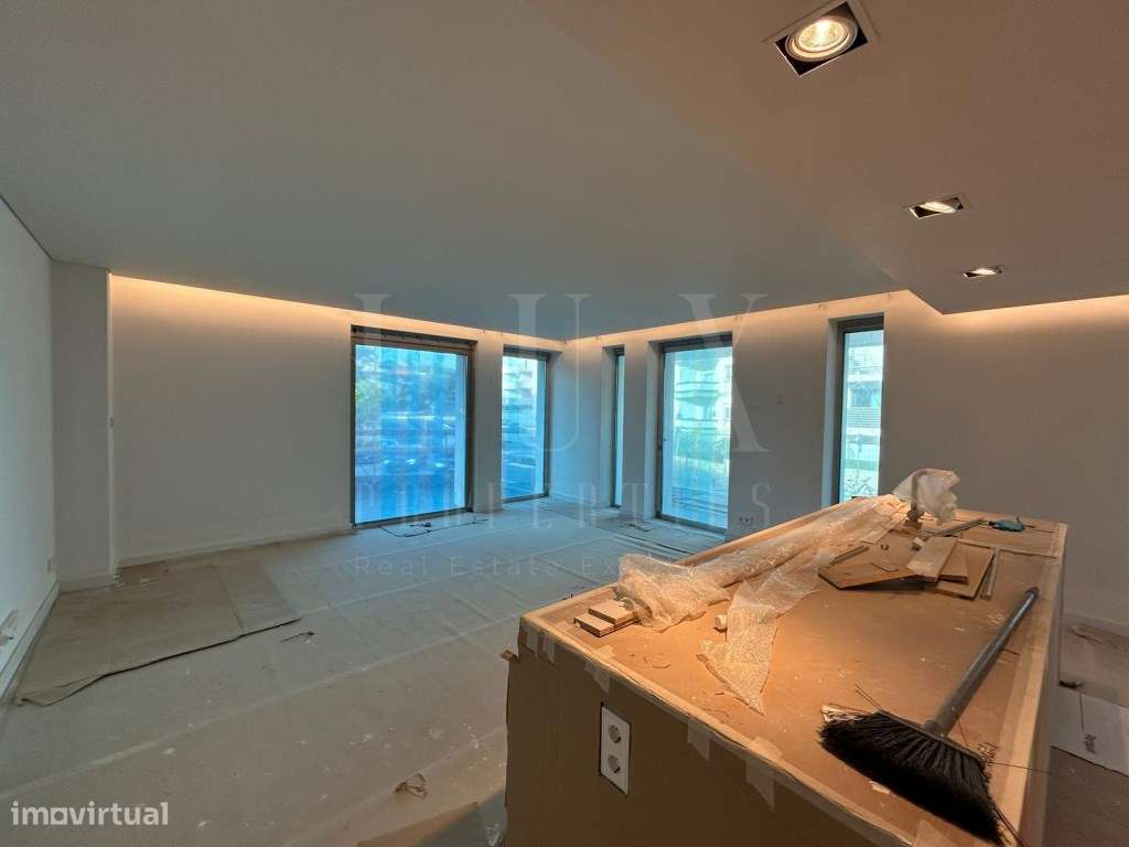 APARTAMENTO T1 DE LUXO EM PRESTIGIADO CONDOMÍNIO DE CASCAIS - Grande imagem: 4/45