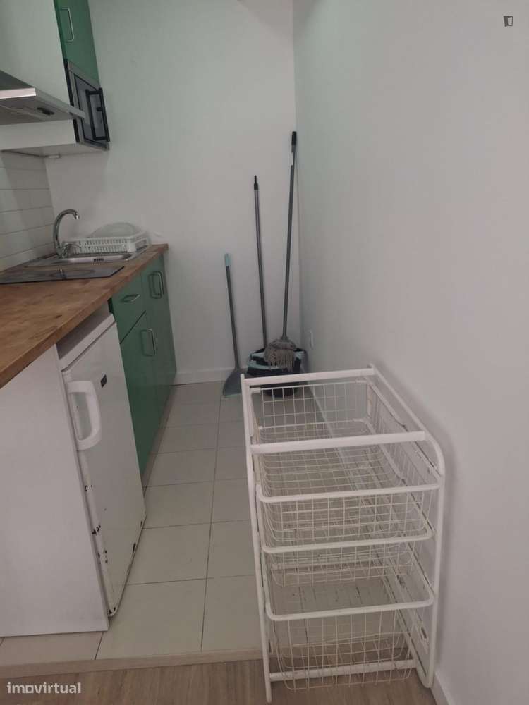 Estúdio - localizado em Montarroio Coimbra - Grande imagem: 3/17