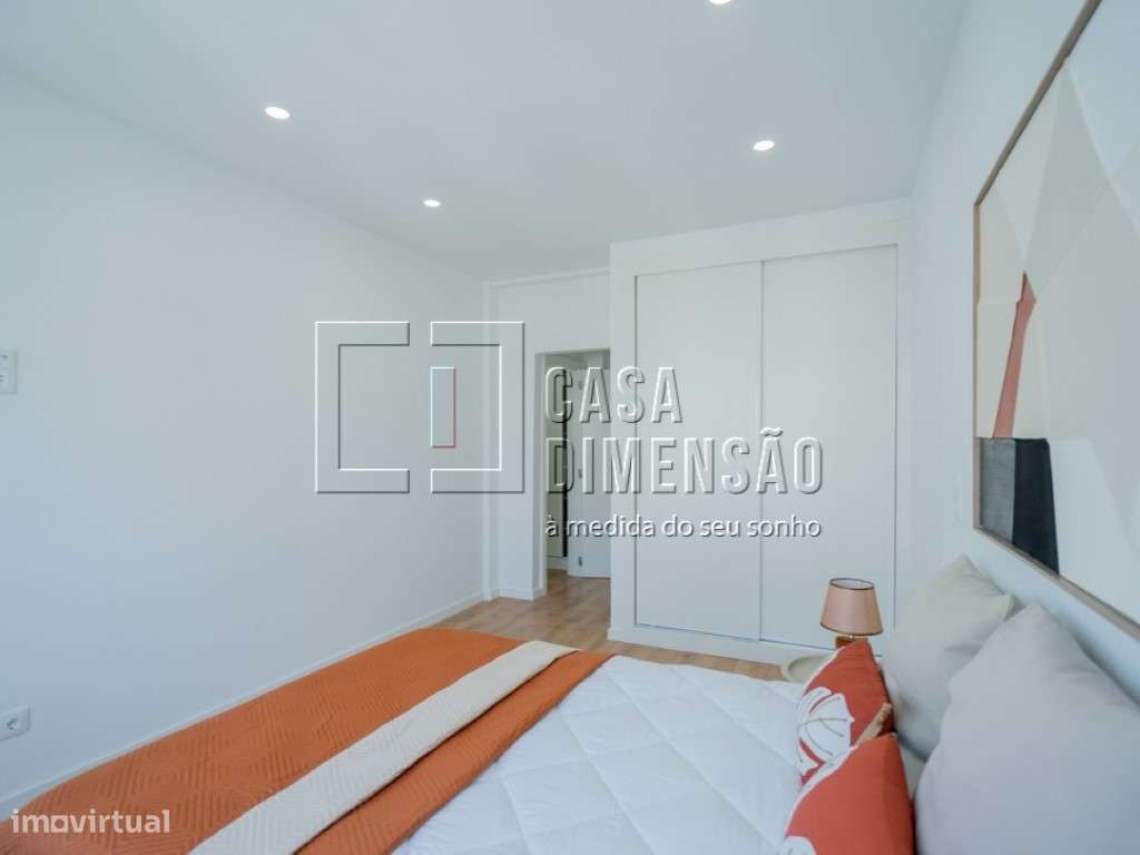 Apartamento T3 em Benfica com arrecadação, Totalmente Mobilado e Pr...-27