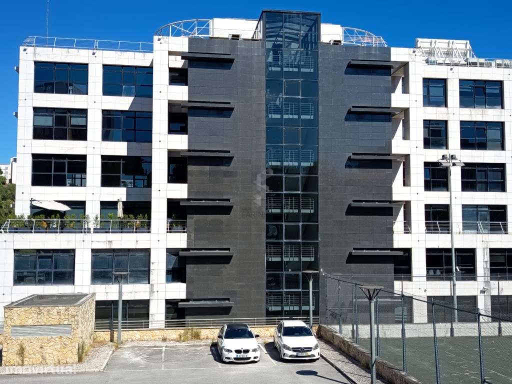 Espaços em Edifício de Escritórios de Prestígio, junto de várias mu... - Grande imagem: 5/5