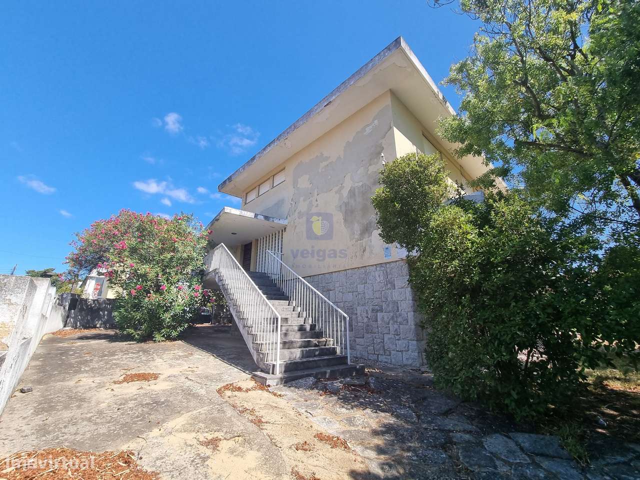 Moradia T6 em Carcavelos-7