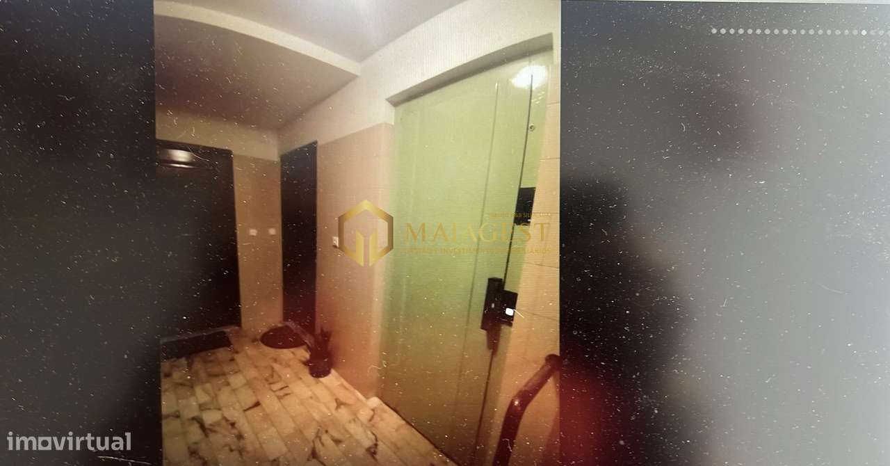 Apartamento T2 com cozinha equipada e varanda em Rio Tinto-20