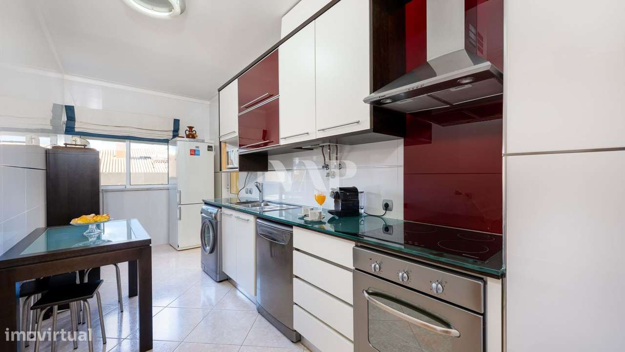 Apartamento T2+1 com Piscina próximo da Marina de Vilamoura - Grande imagem: 3/25