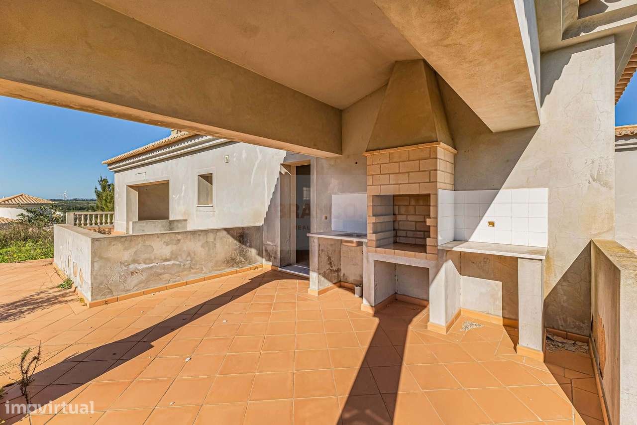 Moradia T3 para Renovar | Parque da Floresta, Vila do Bispo - Grande imagem: 3/10