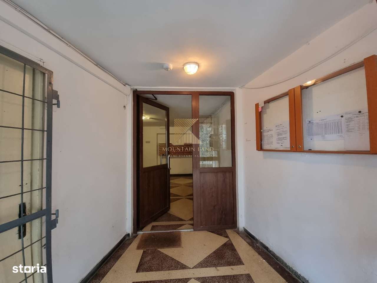 Apartament de 2 camere, semidecomandat, etaj 6/10, mobilat, Victoriei4-16