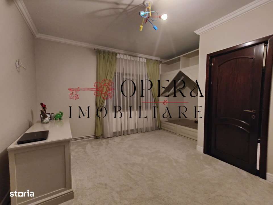 Vila 5 camere de vanzare zona Semicentral - Pacurari - Imagine principală: 4/14