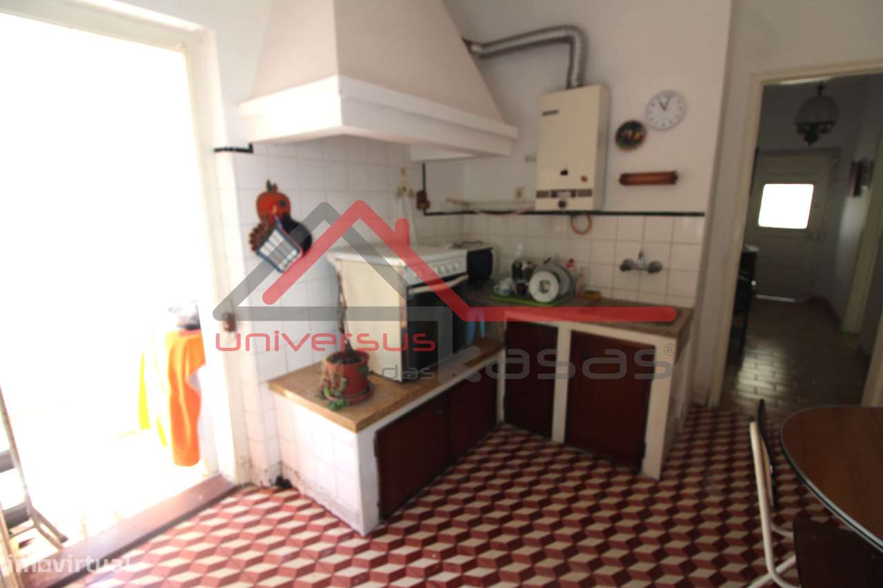 Moradia Térrea Geminada V2 com Quintal em Pinhal Novo-4