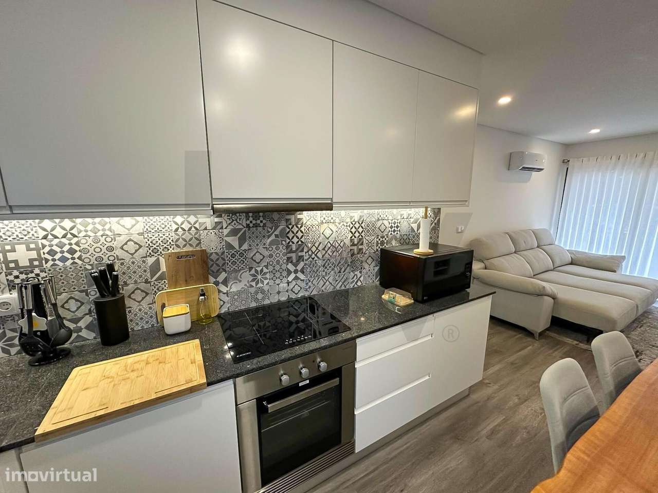 Apartamento T2 nas Capelas – Como Novo - Grande imagem: 4/16