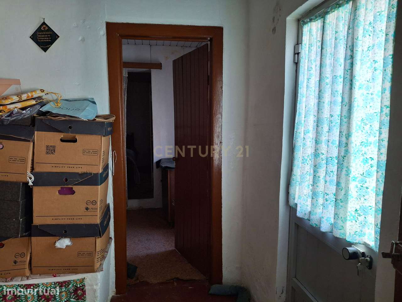 Moradia para Recuperação no Montijo com Jardim e Garagem-12