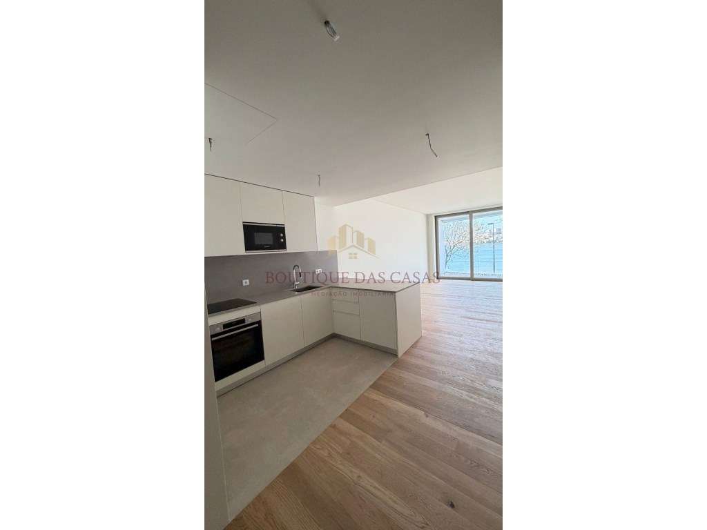 Apartamento T1 na Marina Afurada - Vista rio - Grande imagem: 4/10