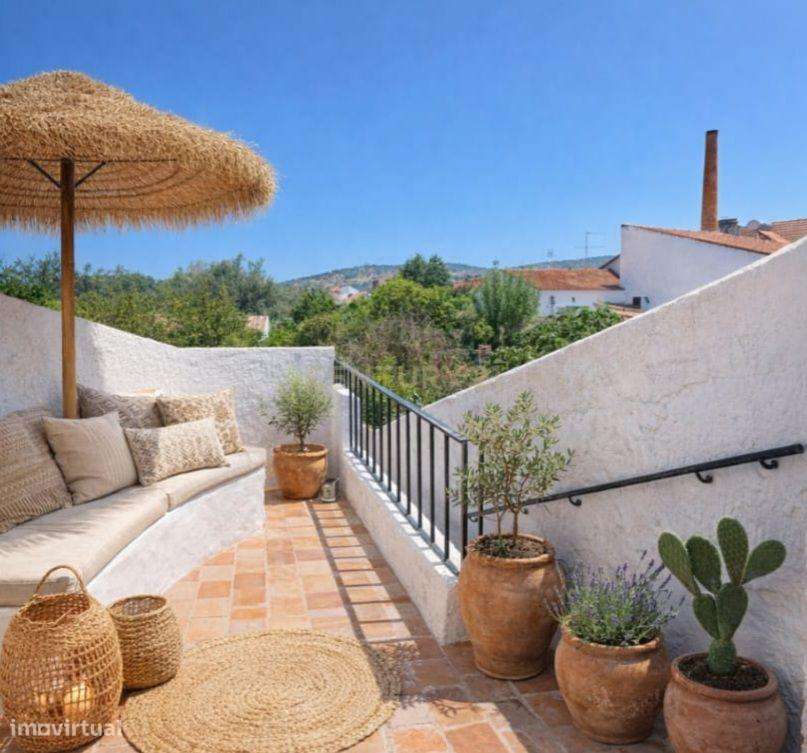 Prédio à Venda – Comércio e Habitação T4 no Centro de Santiago do Esco - Grande imagem: 4/38