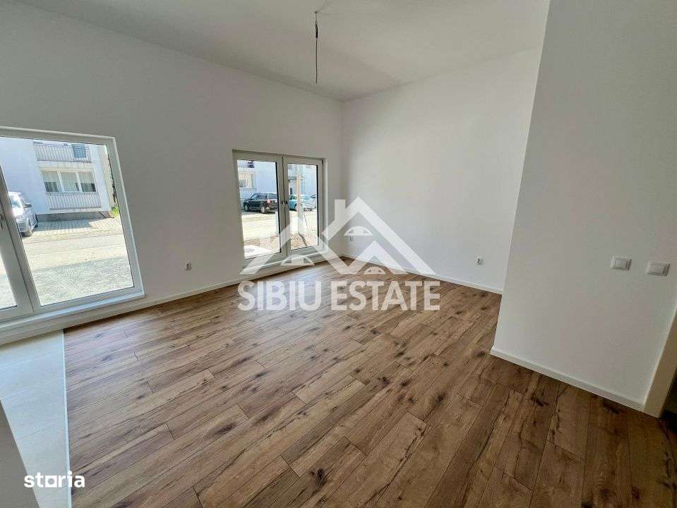 Apartament spațios la parter – ideal locuință sau spațiu comercial - Imagine principală: 2/14
