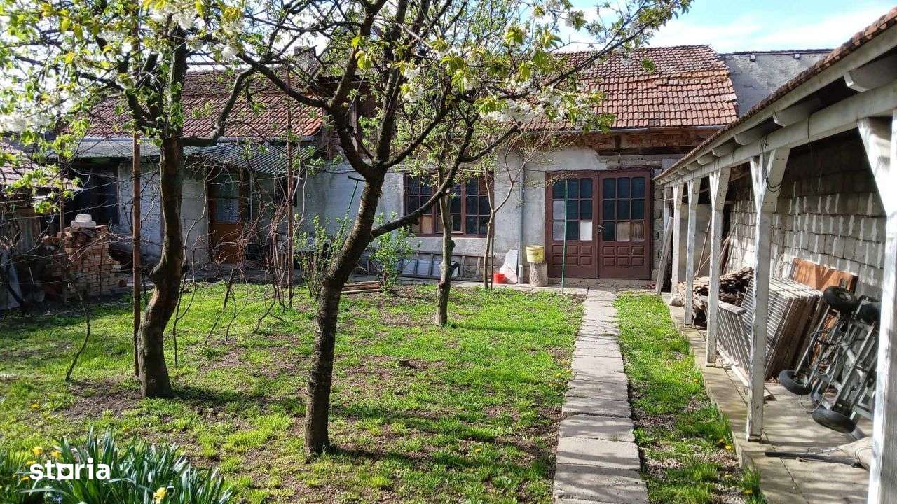 Comision 0 - Casa cu 6 camere si anexa locuibila de 57 mp - Imagine principală: 4/19