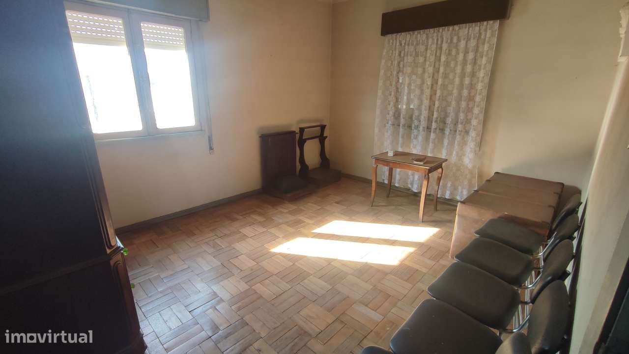 Moradia individual, com terreno, em Rendufe, Amares-17