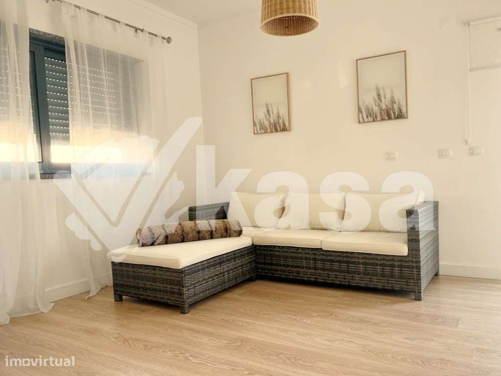 Moradia Isolada T4 com Jardim e Garagem em Santo António da Charnec...-14