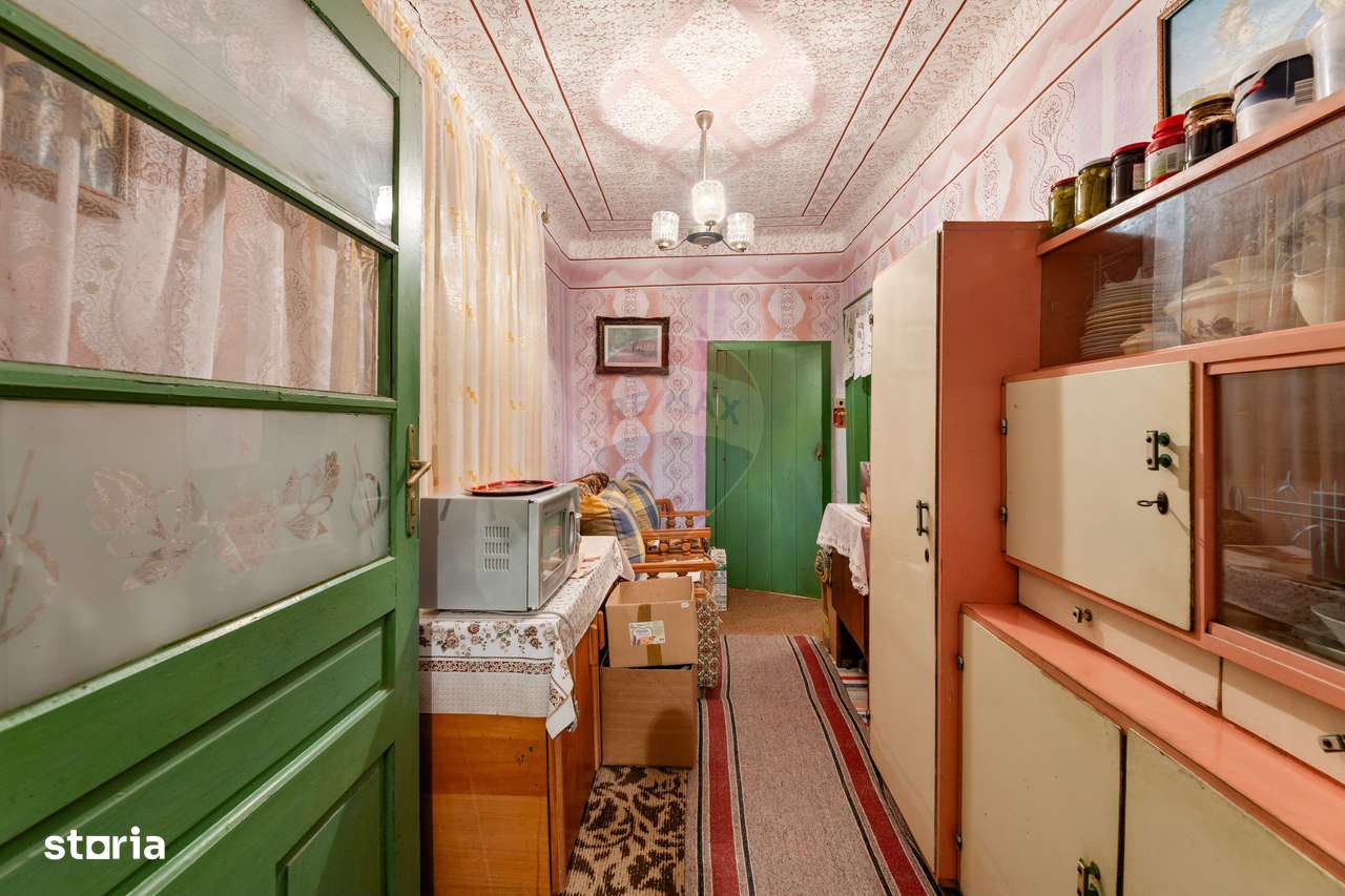 Casă cu anexe si teren de 759mp in Misca-9