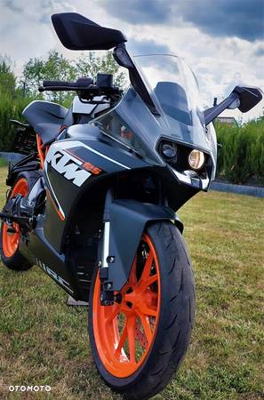 KTM RC 125 - 24