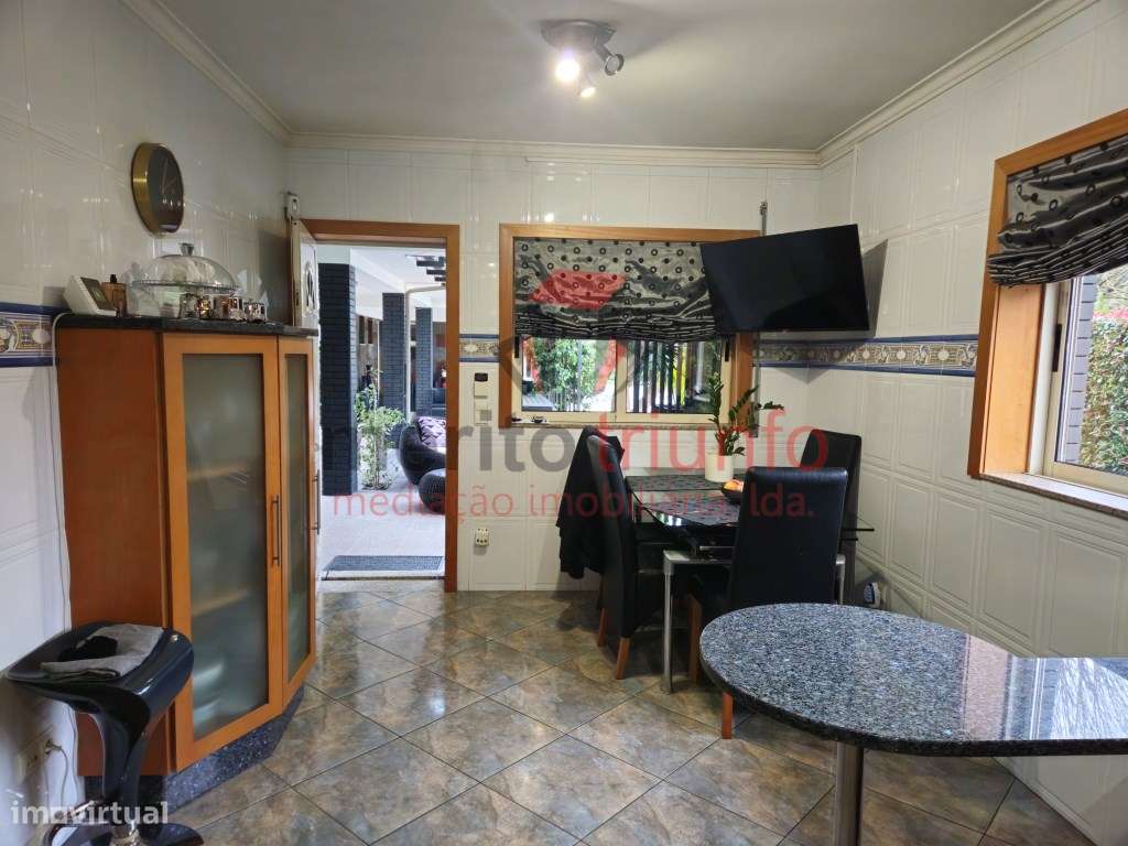 FANTÁSTICA MORADIA T3 C/ PISCINA - MANHENTE - BARCELOS-59