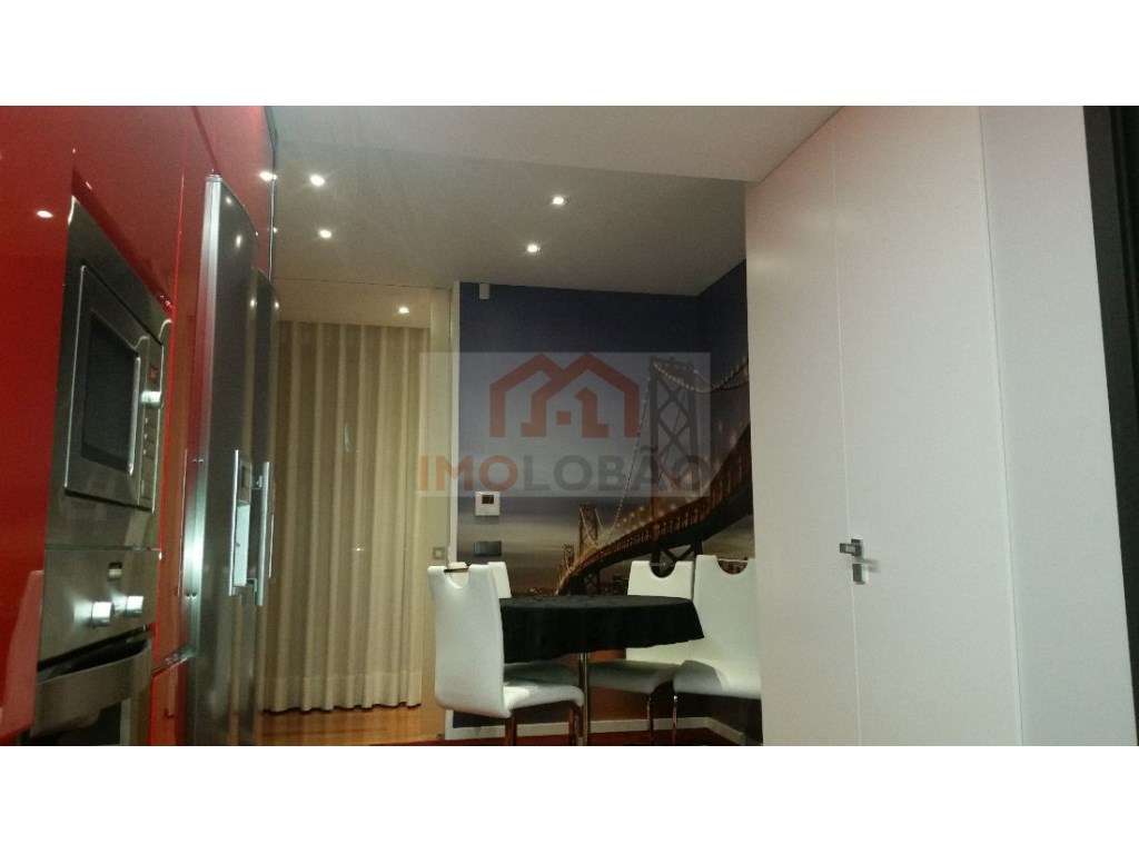 MOR C/ PISCINA - LOBÃO-8