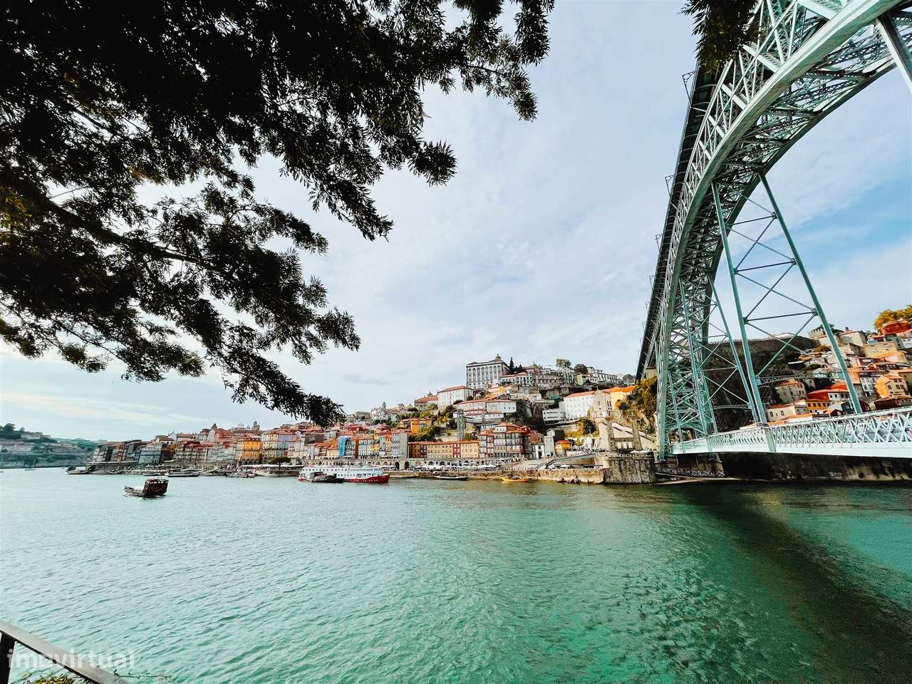 T2 c varanda e garagem na Prelada.-14