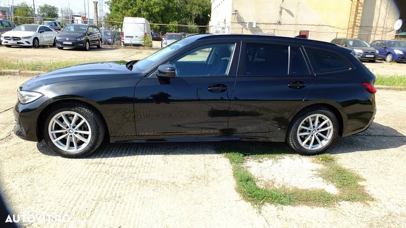 BMW Seria 3 318d Touring Aut. - 3