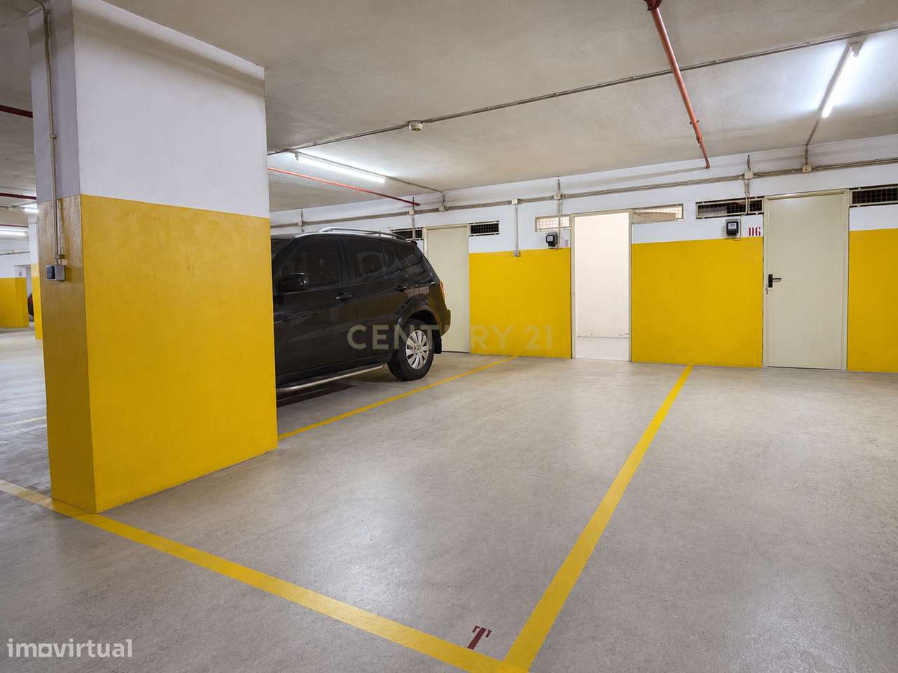 7 LUGARES DE GARAGEM | 7 ARRUMOS | 135,9 M² | BESSA | PORTO-11