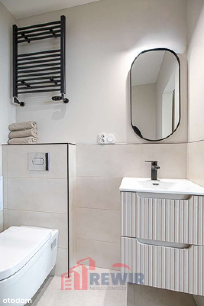 Kawalerka z dużym balkonem na 10 piętrze-6