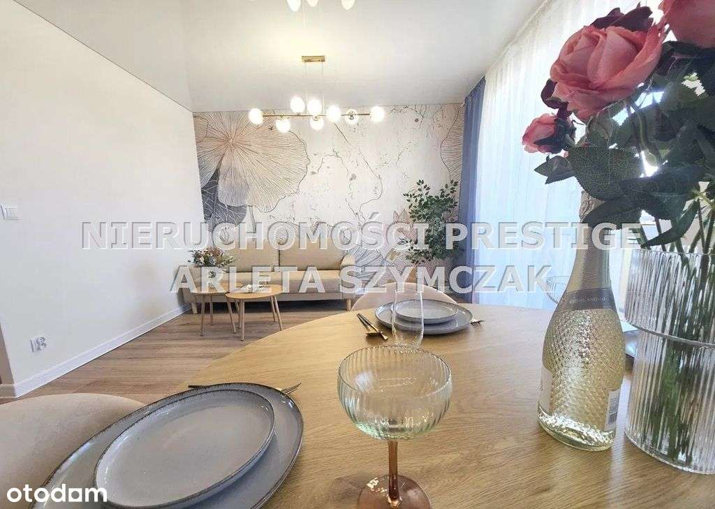 Nietypowy Układ Mieszkania, M-6 Ul. Miodowa-1