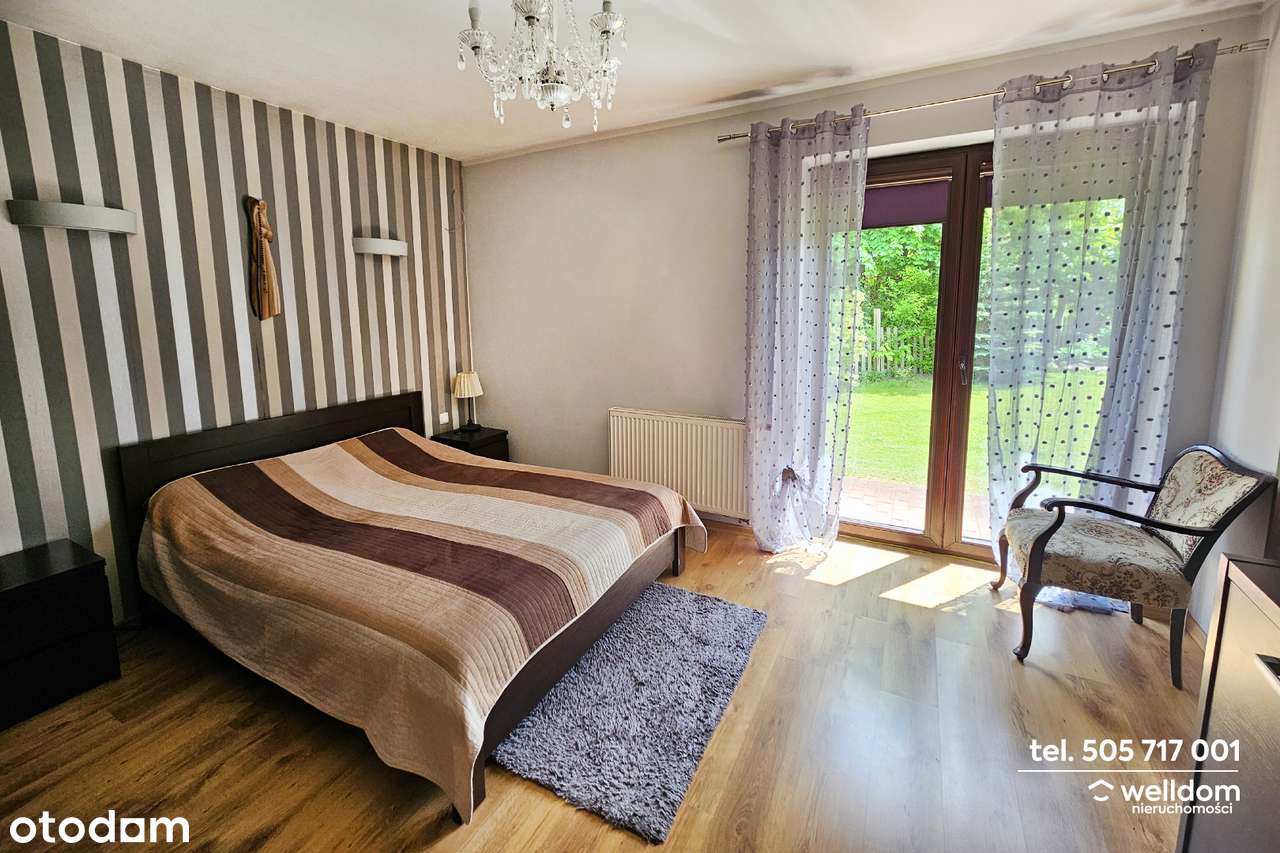 Przestronny dom, duża działka ze stawem-6