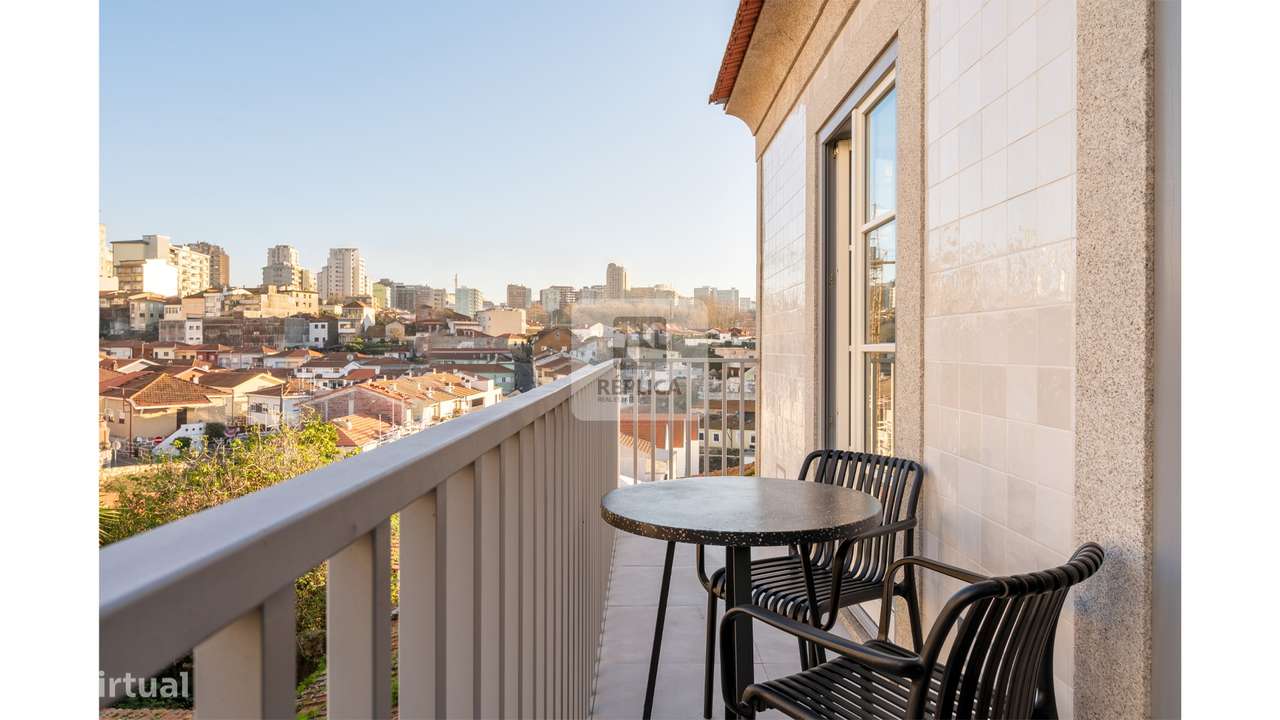 Loft com Varanda no Fervença Palace - Grande imagem: 2/26