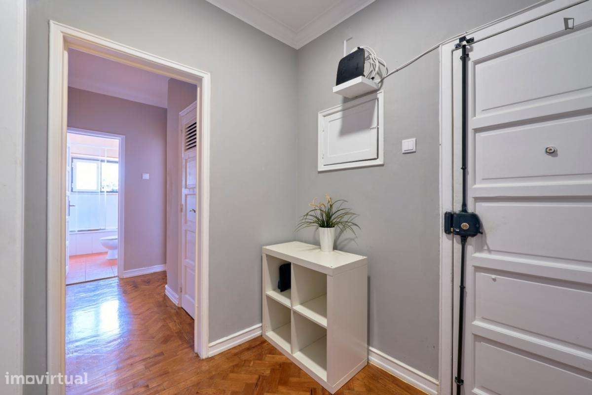 Quarto - localizado em Amadora Lisbon - Grande imagem: 4/10