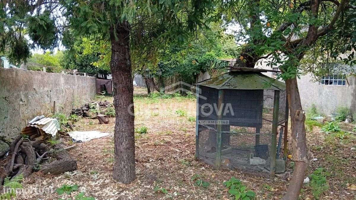 Moradia Isolada p/Recuperar em Valadares-21