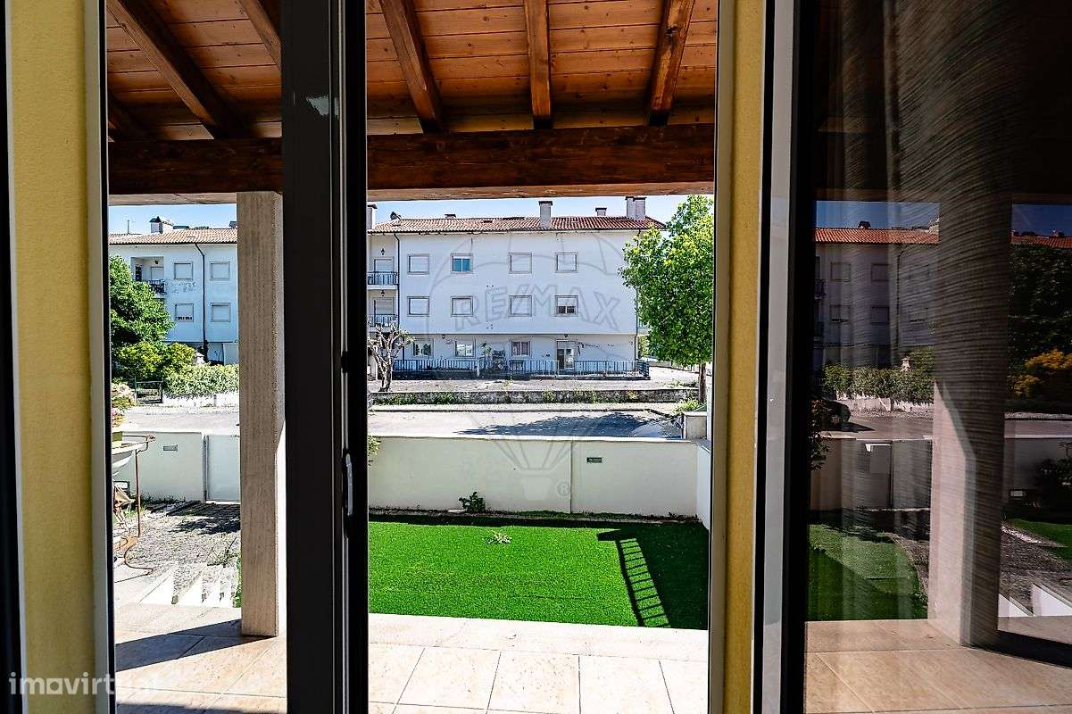 Moradia T4 para venda - Grande imagem: 4/43