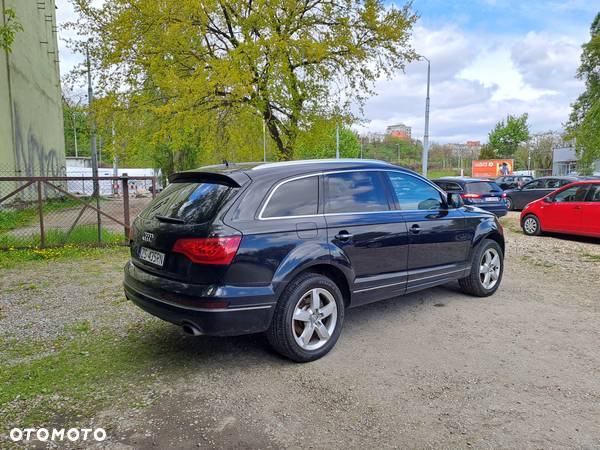 Audi Q7 3.0 TFSI Quattro Tiptronic - 4