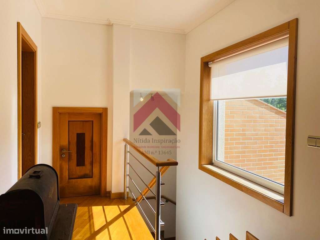 Moradia T6 Isolada na Palhaça-42