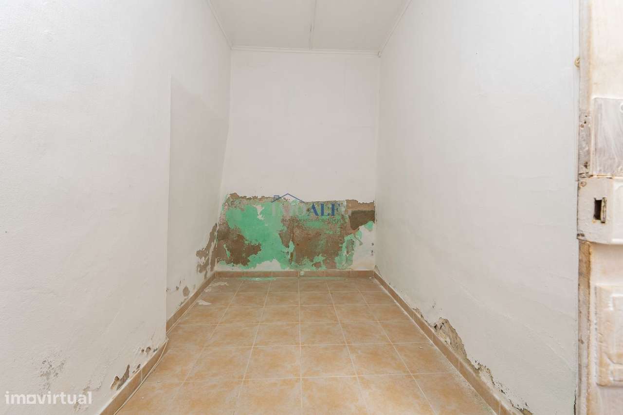 Moradia T3 térrea com quintal Centro Montijo-22