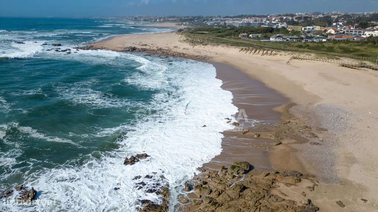 Terreno c/ 609 m² na Madalena (Praias)-6