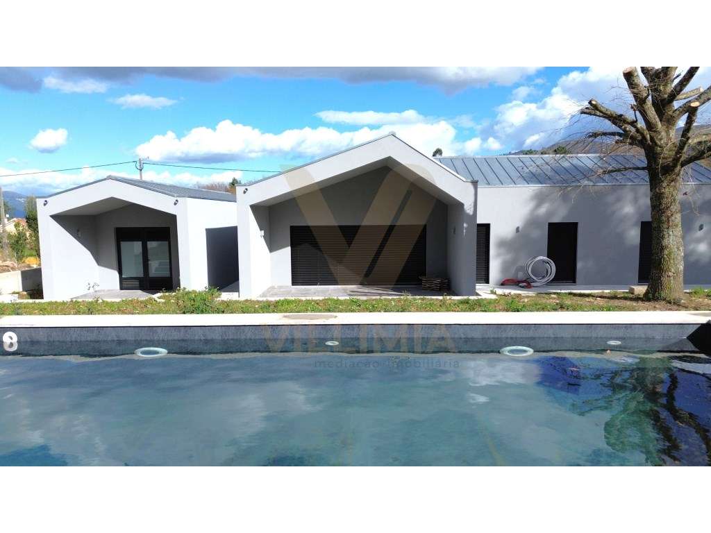 Moradia Contemporânea T3 - Facha - Ponte de Lima - Grande imagem: 4/35