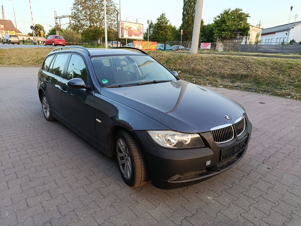 BMW 3 Series E90/E91/E92/E93 318i 2007