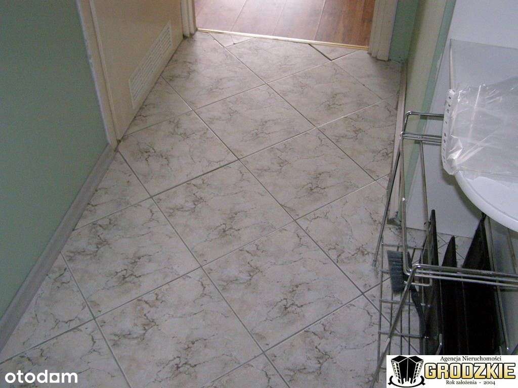 Nieduże,wyremontowane w Przemyślu-10