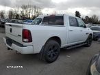 Dodge RAM 1500 5.7 4x4 - 4