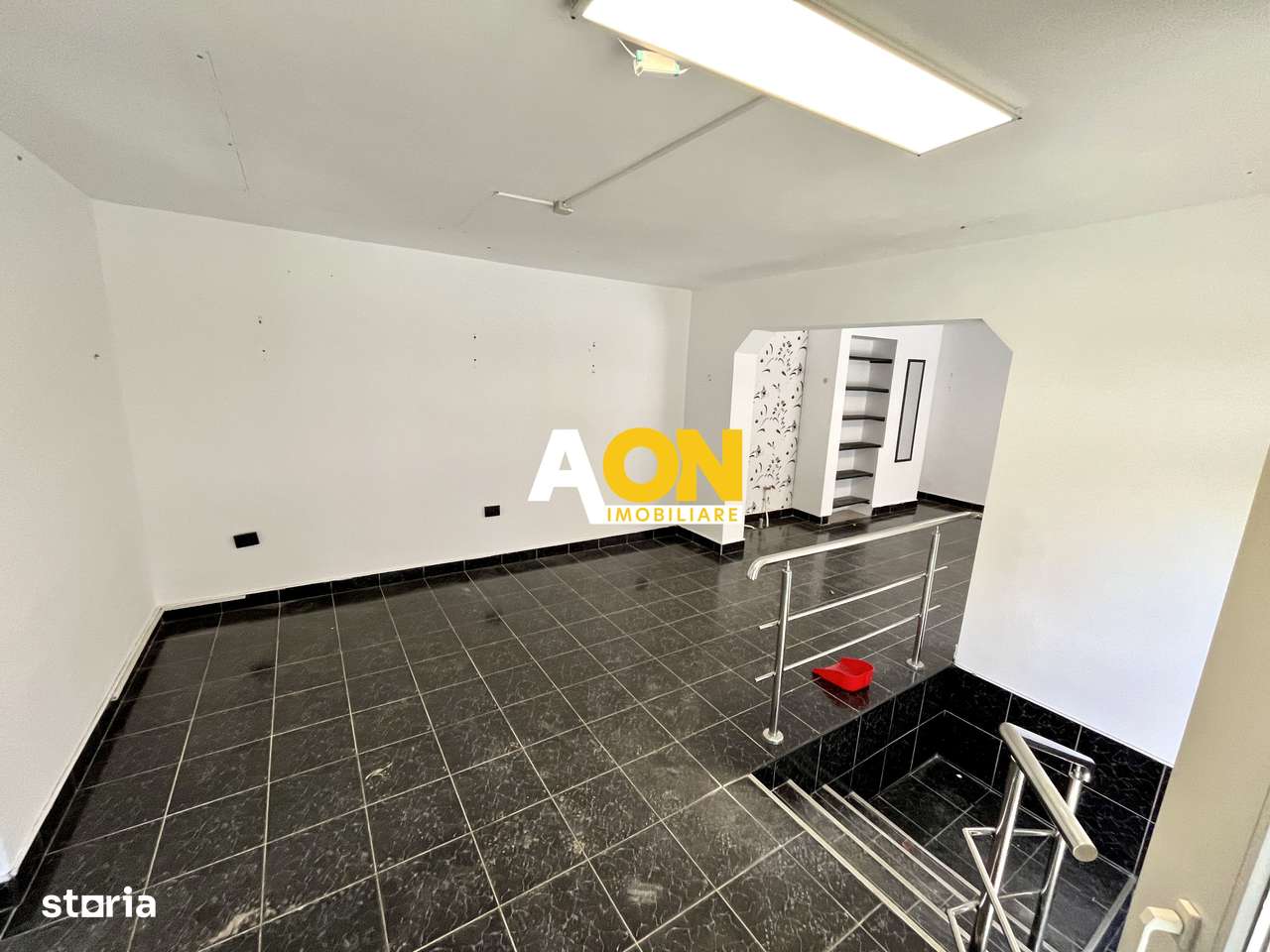 Spațiu Comercial, Trafic Pietonal Intens, Zona Piață - Cetate - Imagine principală: 4/7