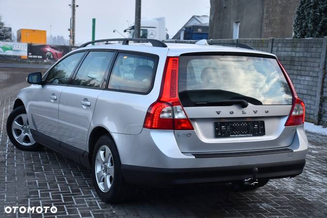 Volvo V70 2.0 - 9