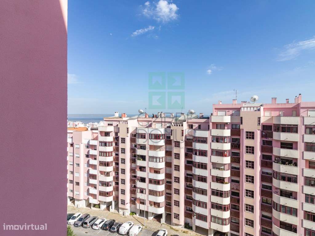 Apartamento T2 em Santa Iria da Azóia-20